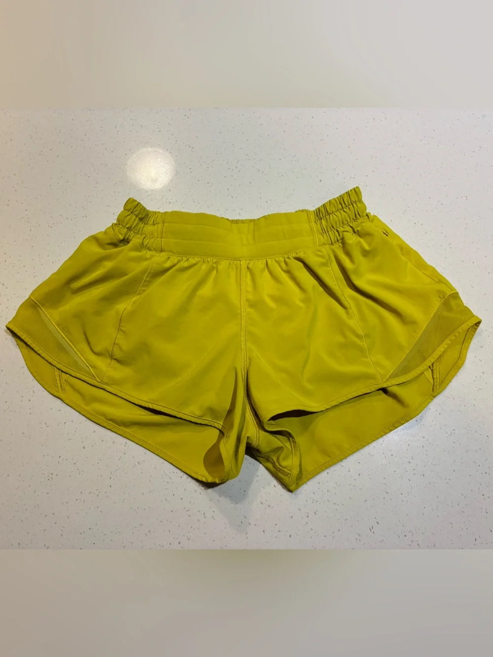 Lululemon Hotty Hot Short II *2.5